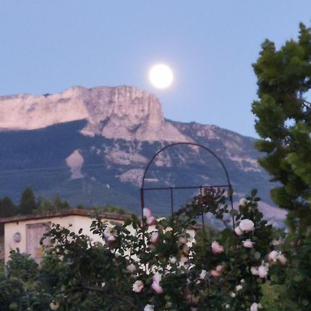 Le Petit Caboulot En Pleine Nature Vaumeilh ภายนอก รูปภาพ