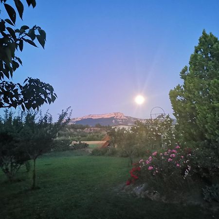 Le Petit Caboulot En Pleine Nature Vaumeilh ภายนอก รูปภาพ